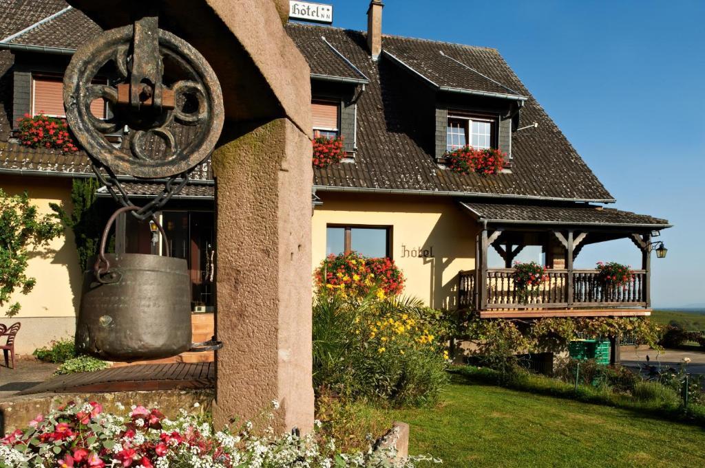 Hotel Restaurant Faller Emmebuckel Itterswiller Exterior foto